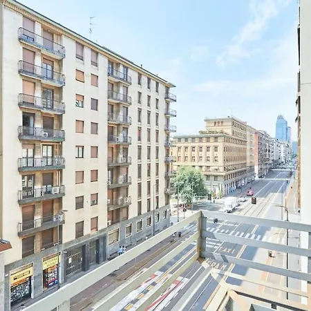 Easylife - - Tadino 13 - Porta Venezia * Milan